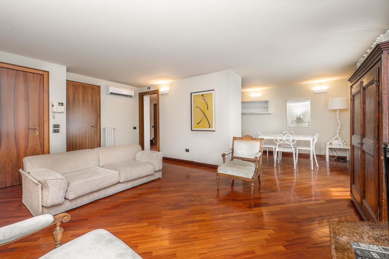 Cozy 2 Bedroom In The Heart Of Verona Ngoại thất bức ảnh