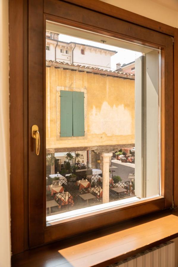 Cozy 2 Bedroom In The Heart Of Verona Ngoại thất bức ảnh